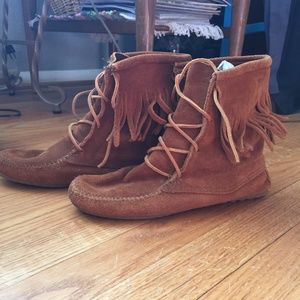 Minnetonka Moccasin Ankle Booties